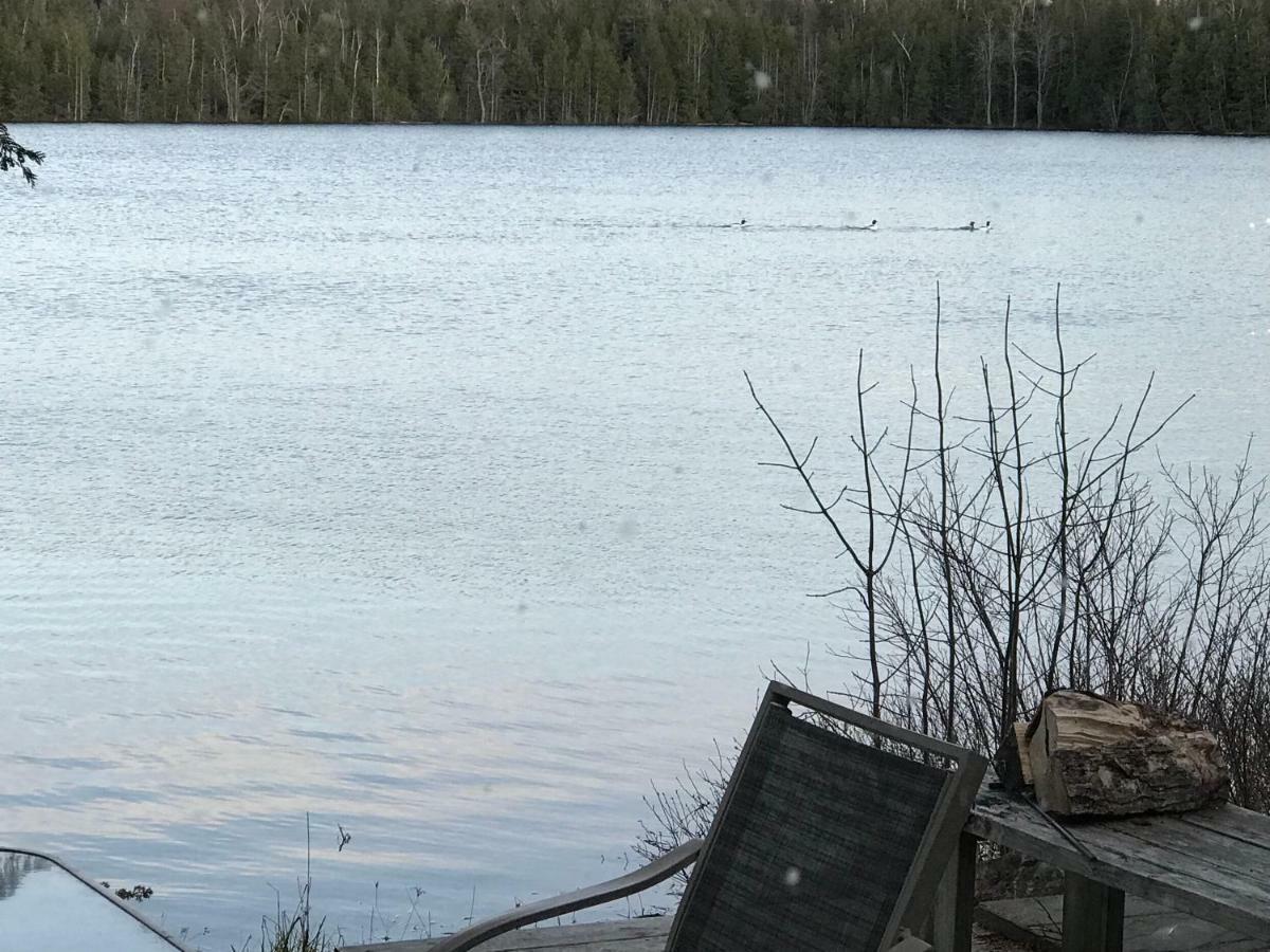 Lakefront Hope LodgeMiller Lake エクステリア 写真
