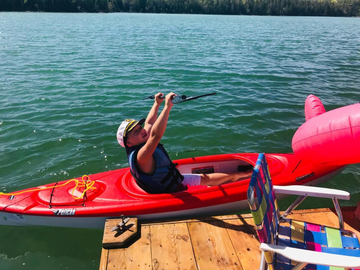 Lakefront Hope LodgeMiller Lake エクステリア 写真